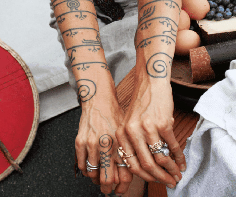 tatuajes runas vikingas