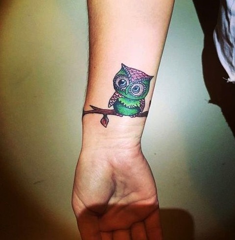 Tattoos de búhos pequeños muñeca