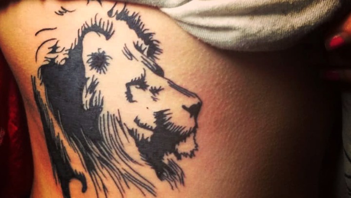 Tattoos de leones para mujeres