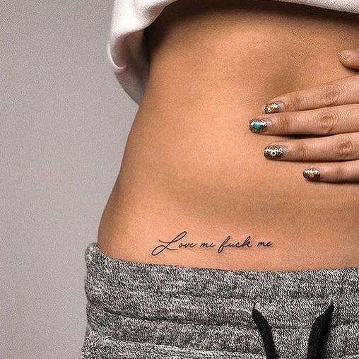 Tatuajes en la cadera