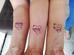 tatuaje corazones