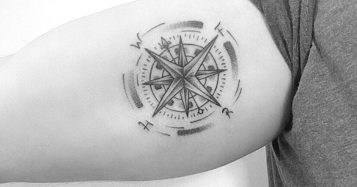 Tatuaje frase biceps