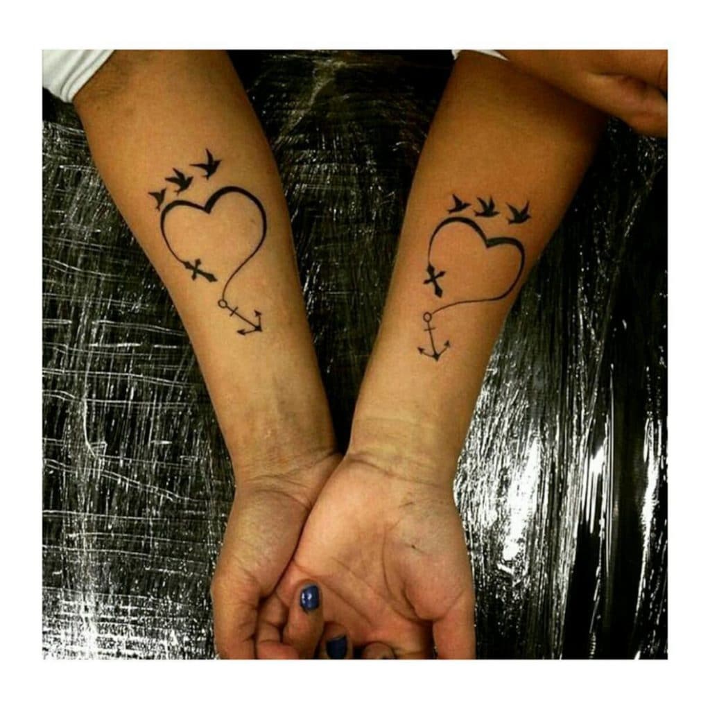 tatuaje madre e hija corazones