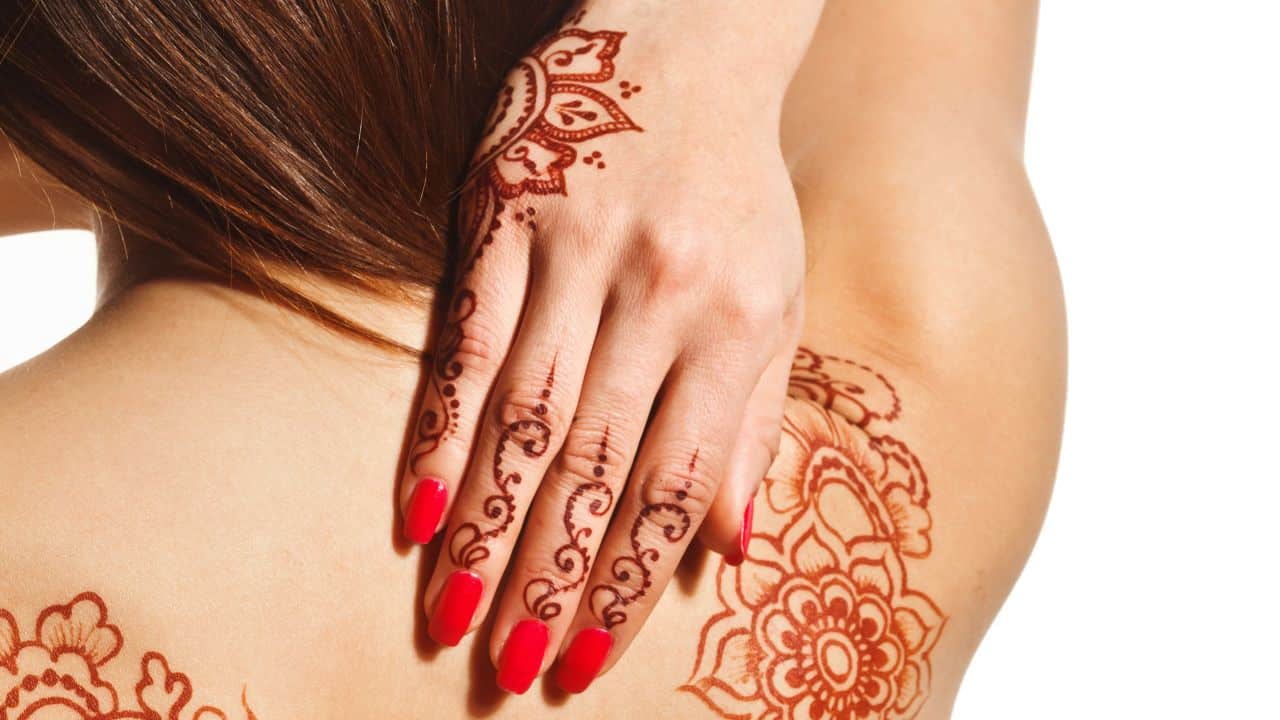 tatuaje temporal henna
