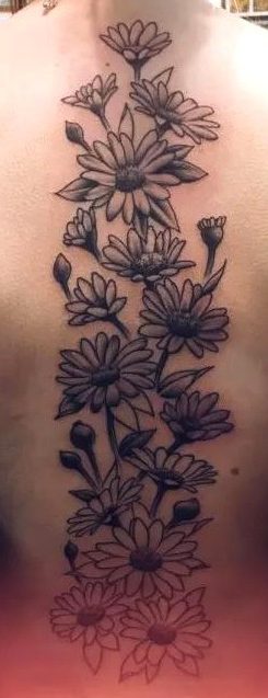 Tatuajes naturaleza espalda