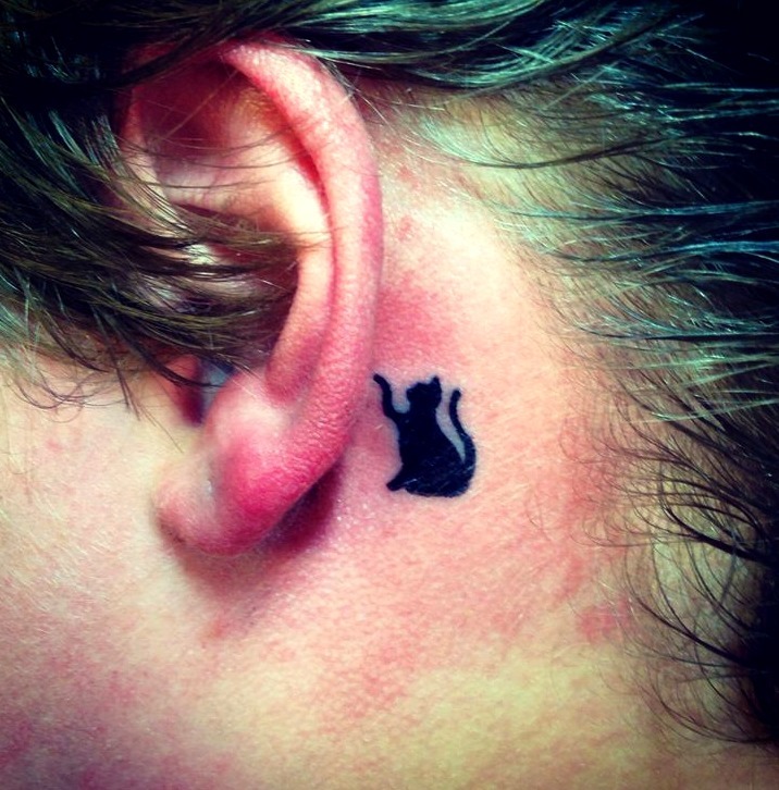 Mini tattoo gato