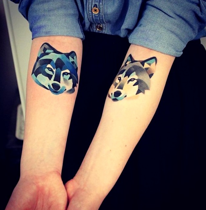 Diseño dos lobos juntos