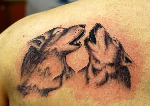 Tatuajes de lobos en pareja