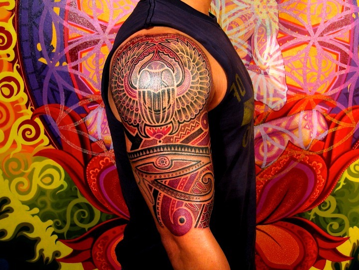 Tatuaje manga estilo camisa
