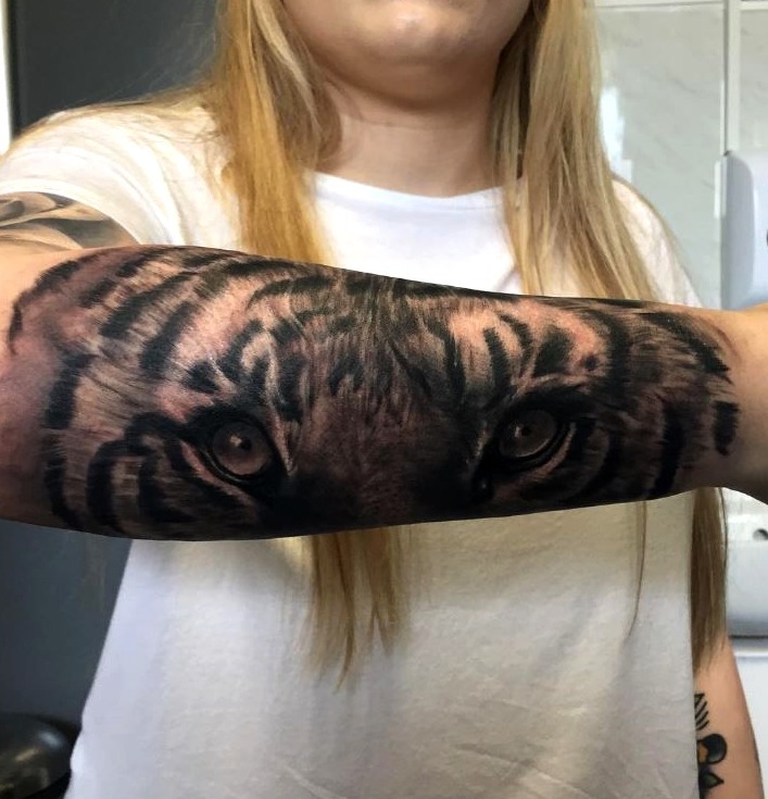 Mirada de tigre tattoo