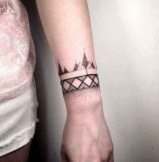Tatuaje pulsera muñeca