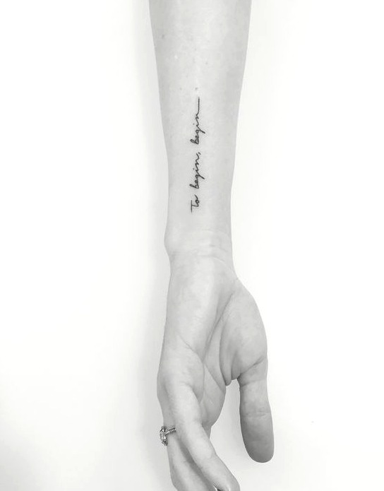 Diseño caligrafía antebrazo