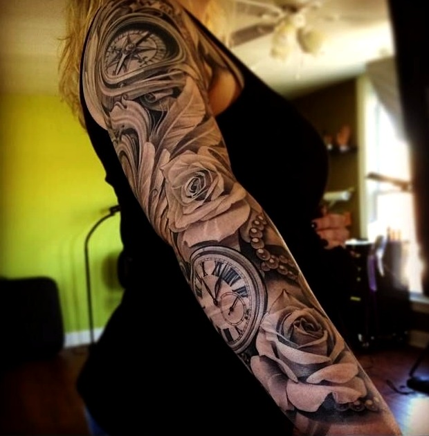 Tattoo mujer brazo completo