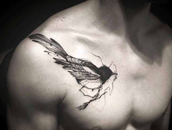 Tatuajes pecho hombre búho