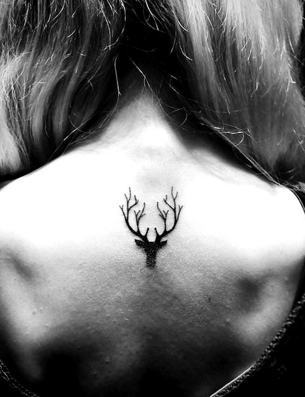 Tatuajes pequeños espalda