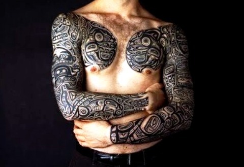 Tatuaje maorí gemelo hombre