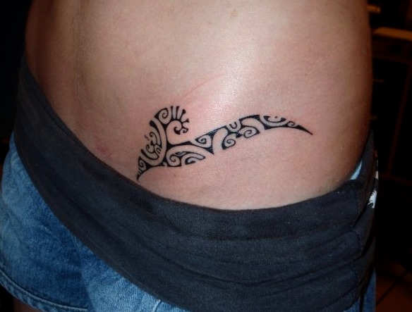 Tatuaje maorí pequeño