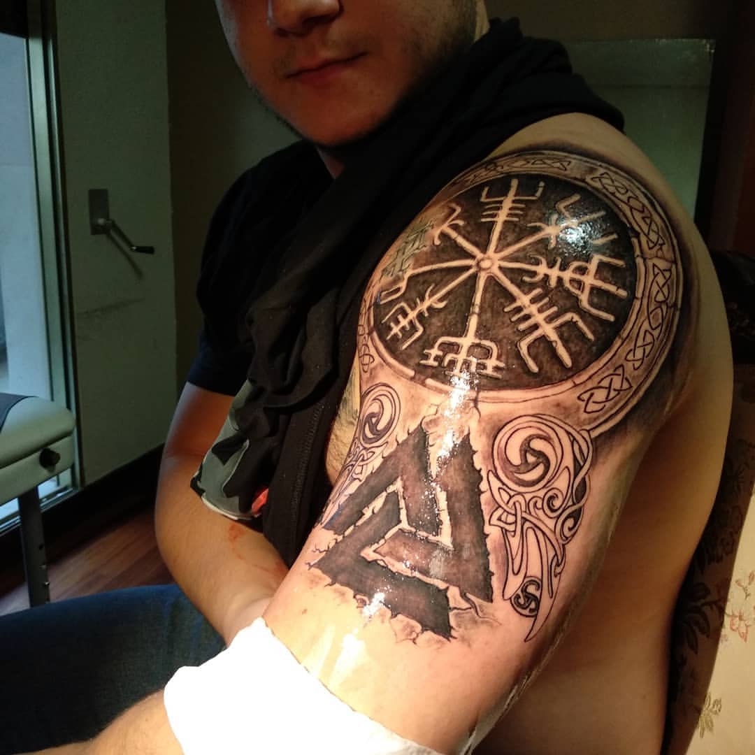 tatuajes nórdicos populares